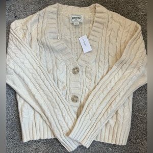 American eagle sweater